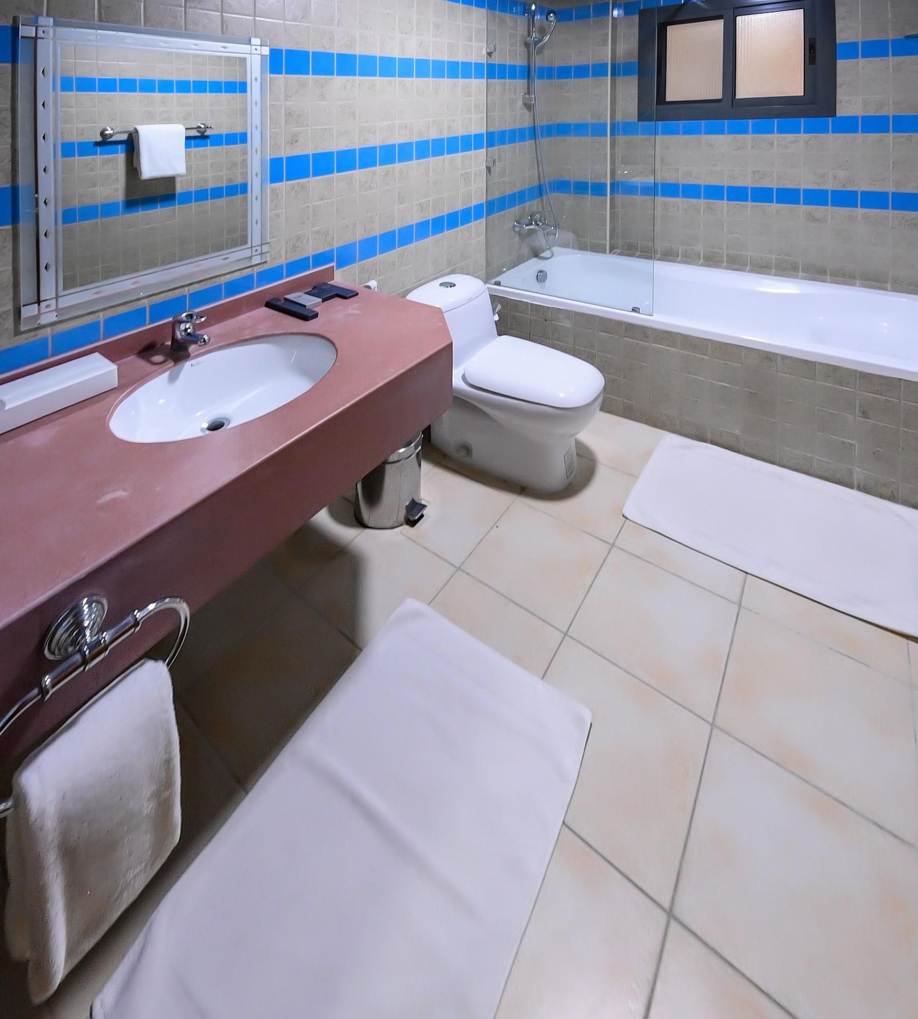 Sea Diamond Plaza Apartments Manama Exteriör bild